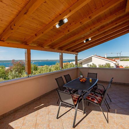 Beautiful Apartment In Maslenica With Kitchen Dış mekan fotoğraf